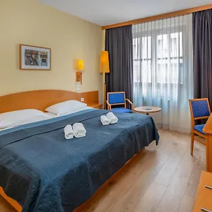 Corvin Sissi Wing Hotel Boedapest