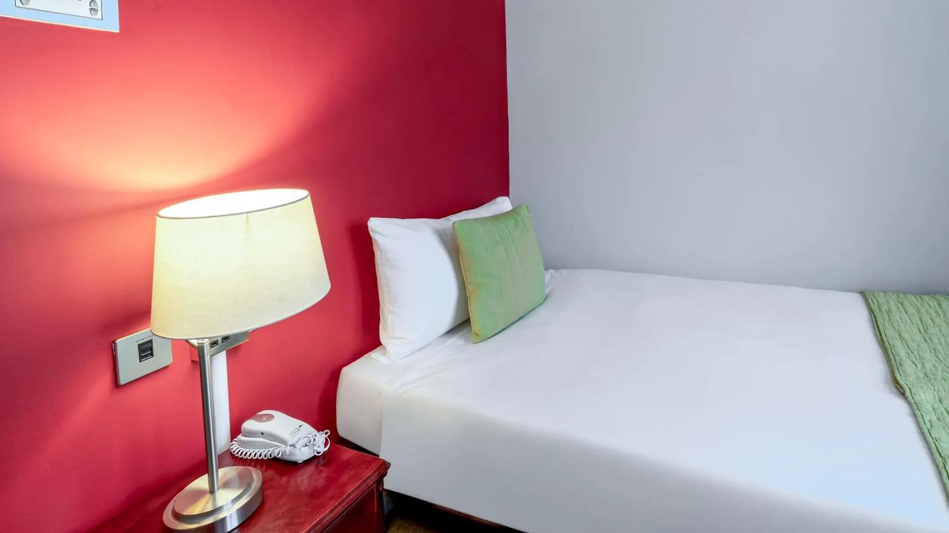 Britannia International Hotel Canary Wharf Λονδίνο 4*,